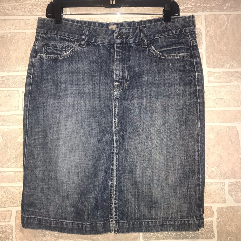 Seven for All Mankind denim skirt size 30 waist